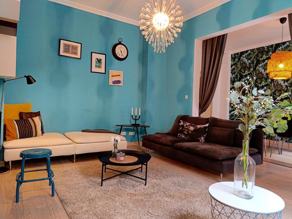 Newly Refurbished Apartment In The City Center София Экстерьер фото