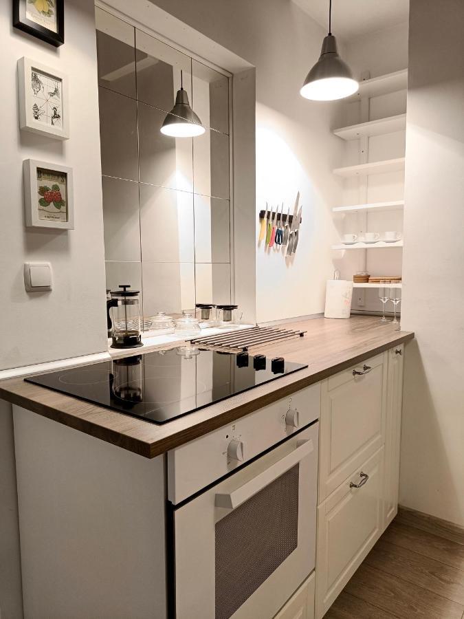 Newly Refurbished Apartment In The City Center София Экстерьер фото